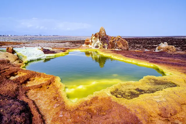 Quốc gia duy nhất có 13 tháng/năm, cả thế giới đã năm 2025 riêng nước này vẫn ‘mắc kẹt’ ở năm 2018