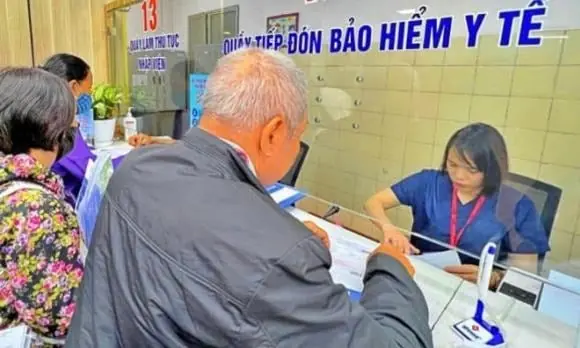 Từ 1/7/2025: 4 nhóm người được miễn hoàn toàn đóng BHYT, bạn có thuộc diện không?