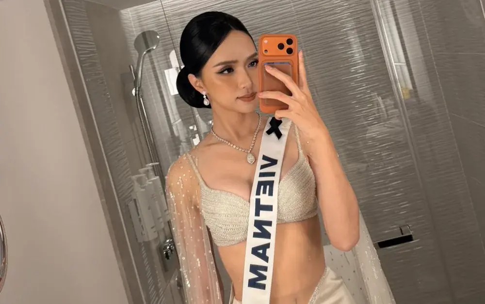 Hương Giang táo bạo mặc áo bé xíu tại Miss Universe, lộ chi tiết gây chú ý sau sự cố diễn áo tắm