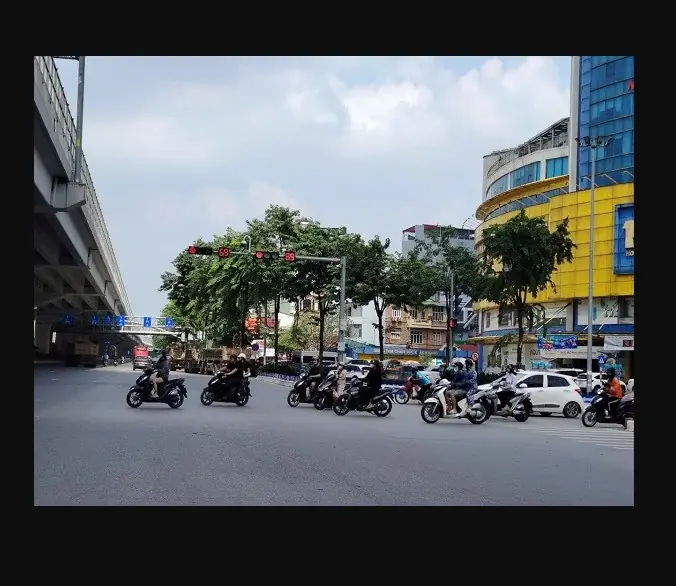 Những chủ xe bị phạt nguội lỗi đi ngược chiều theo Nghị định 168 ở các tỉnh