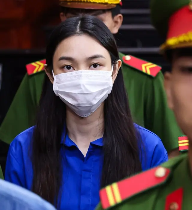 Lời khai đầu của tiên của Thuỳ Tiên trước toà: Không nhận Hoa hậu, chỉ nói nghề nghiệp là người mẫu