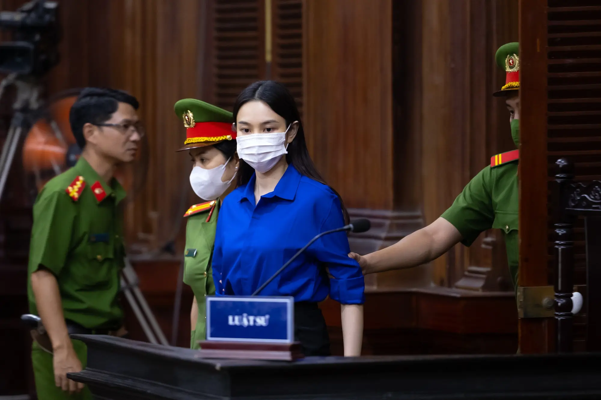 Công ty Sen Vàng gửi thông báo n:óng khi liên tục bị Thùy Tiên nhắc tên trong phiên tòa xét x:ử