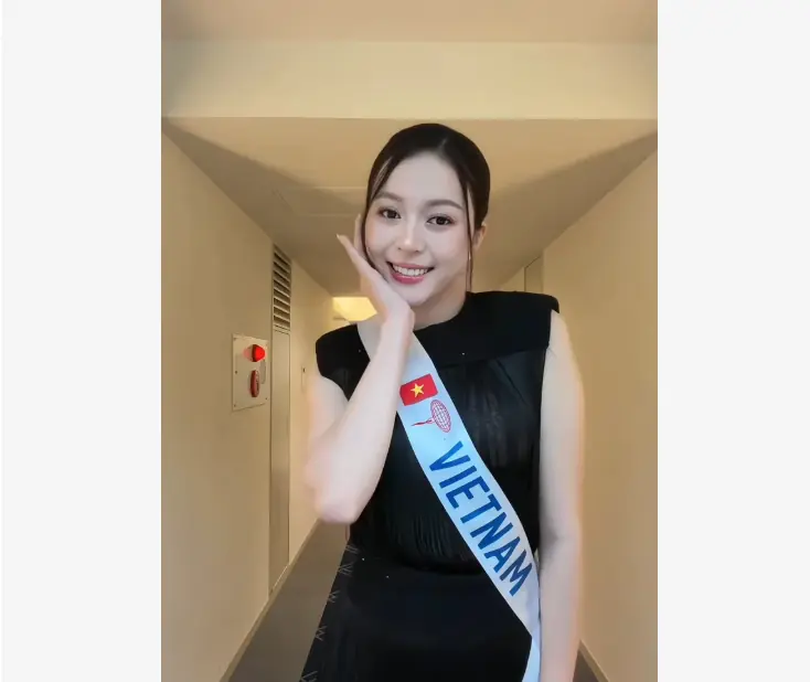 Clip Kiều Duy mặc váy tua rua xuyên thấu gây bàn tán