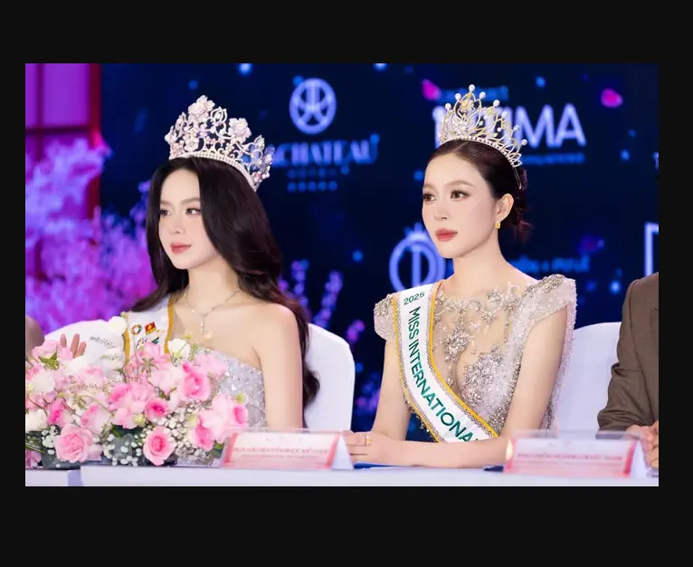 Hành động ấm lòng của Thanh Thuỷ dành cho người đẹp Việt 'trắng tay' tại Miss International