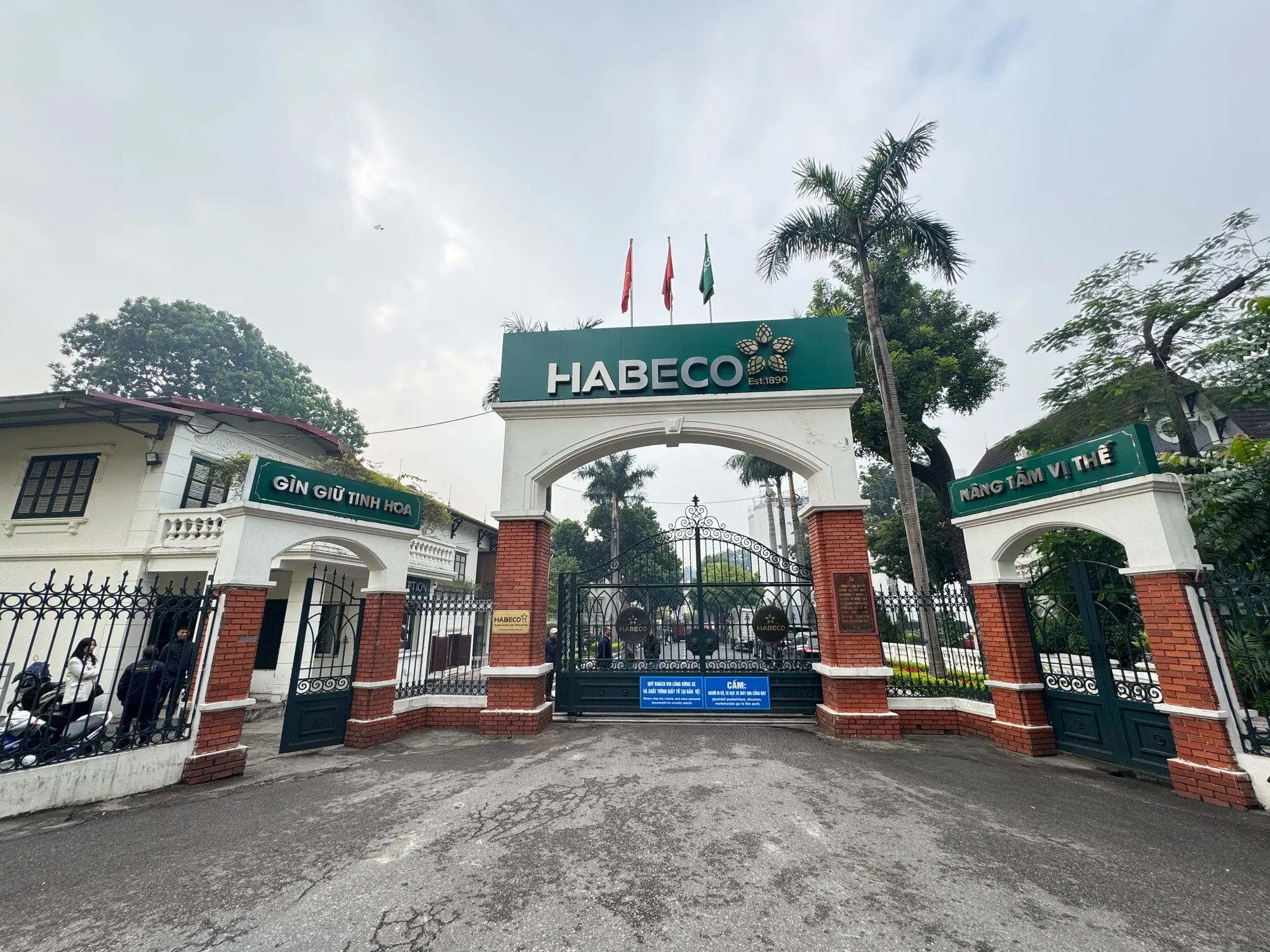 H:iện tr:ường vụ ch:áy Nhà máy Bia Hà Nội Habeco