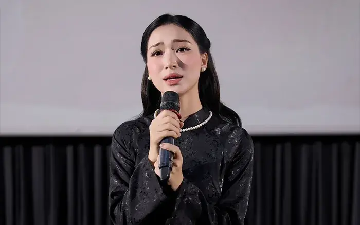 Choáng với số tiền Hòa Minzy ủng hộ cho dự án Nuôi Em