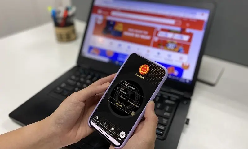 Làm điều này ngay trên eTax Mobile để được giảm trừ thuế thu nhập cá nhân 4,4 triệu đồng/tháng