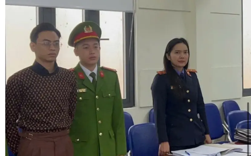 Bắt tạm giam "tổng tài" chỉ đạo đánh người tại quán cà phê