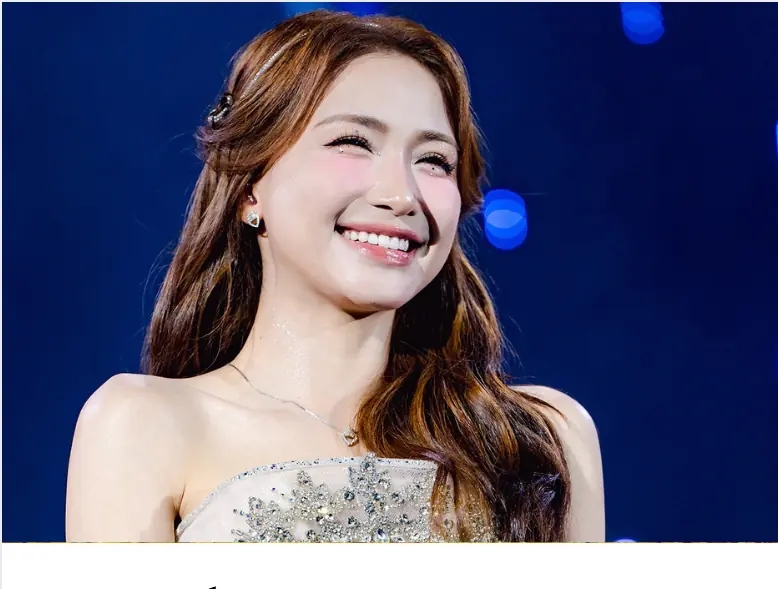 Lộ tin nhắn Hòa Minzy muốn ngủ cùng 2 đêm với một người, danh tính gây tò mò