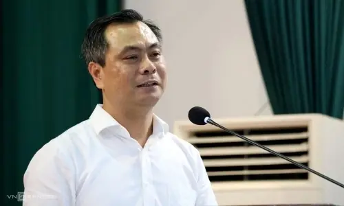 Hiệu trưởng Cao đẳng du lịch Hà Nội 'ăn chặn tiền A80' bị bắt