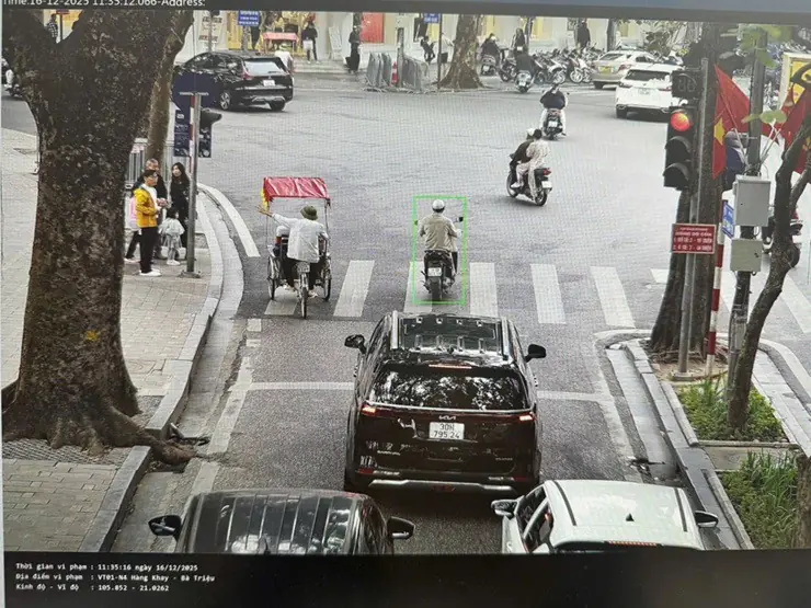 Hàng nghìn xe bị phạt nguội sau một tuần vận hành 1.837 camera AI tại Hà Nội