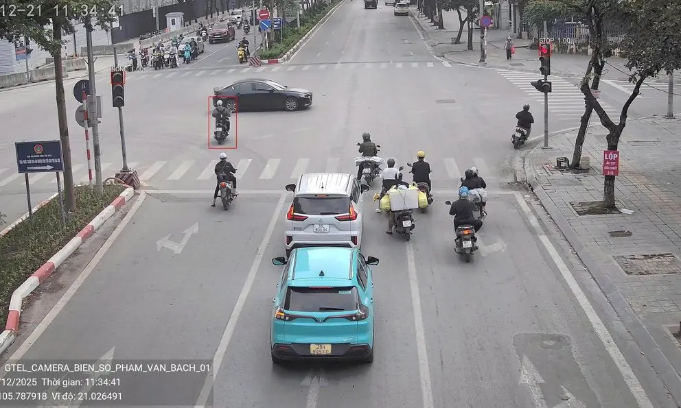 564 chủ xe máy vượt đèn đỏ có biển số sau nhanh chóng nộp phạt nguội theo Nghị định 168