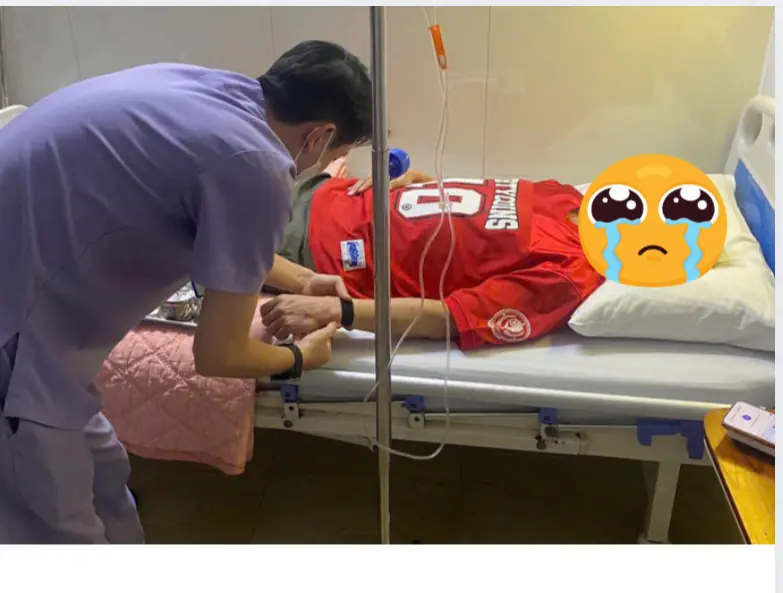 Phan Đinh Tùng nhập viện cấp cứu