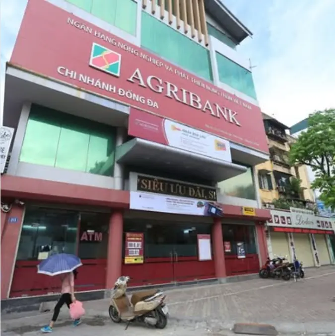 Phát hiện hàng loạt tiền mặt nằm chơ vơ trong khay đựng tiền cây ATM của Agribank: Công an và ngân hàng phải sử dụng công nghệ xác minh