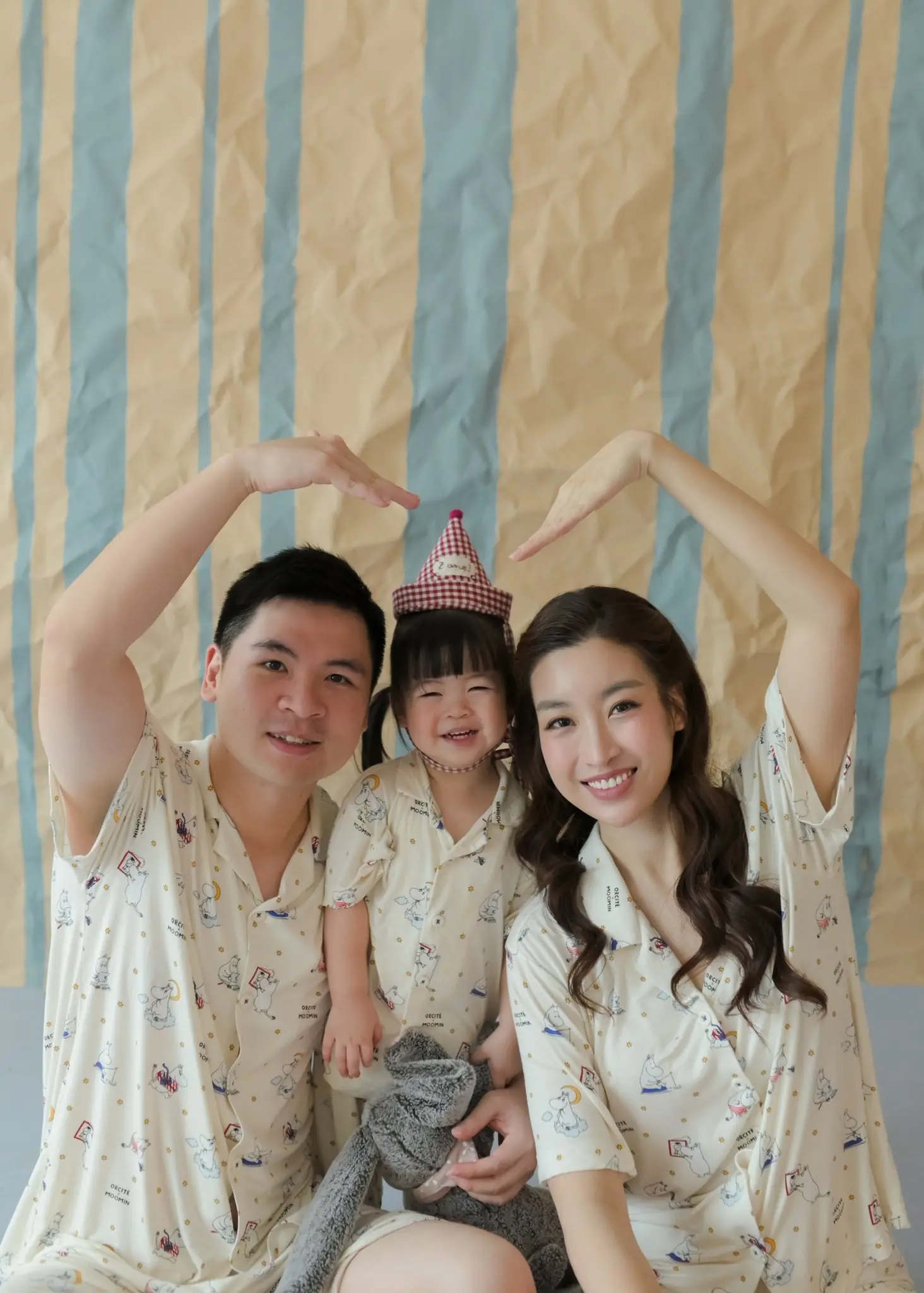 Hoa hậu Việt Nam vừa bí mật sinh con cho Chủ tịch