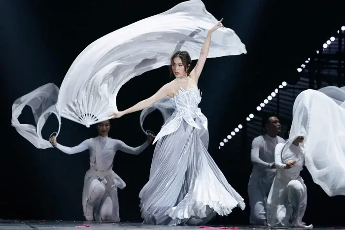 Khó có hy vọng với Hoàng Thùy Linh